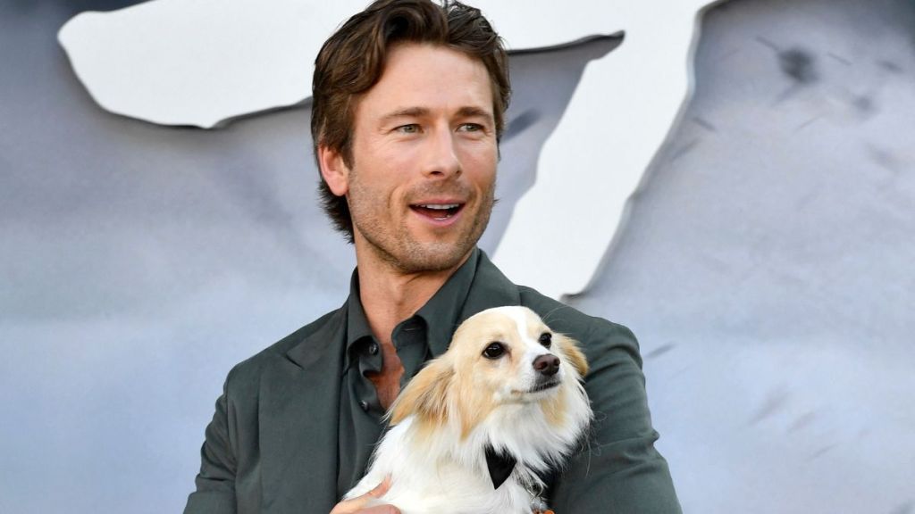 Glen Powell rescue dog